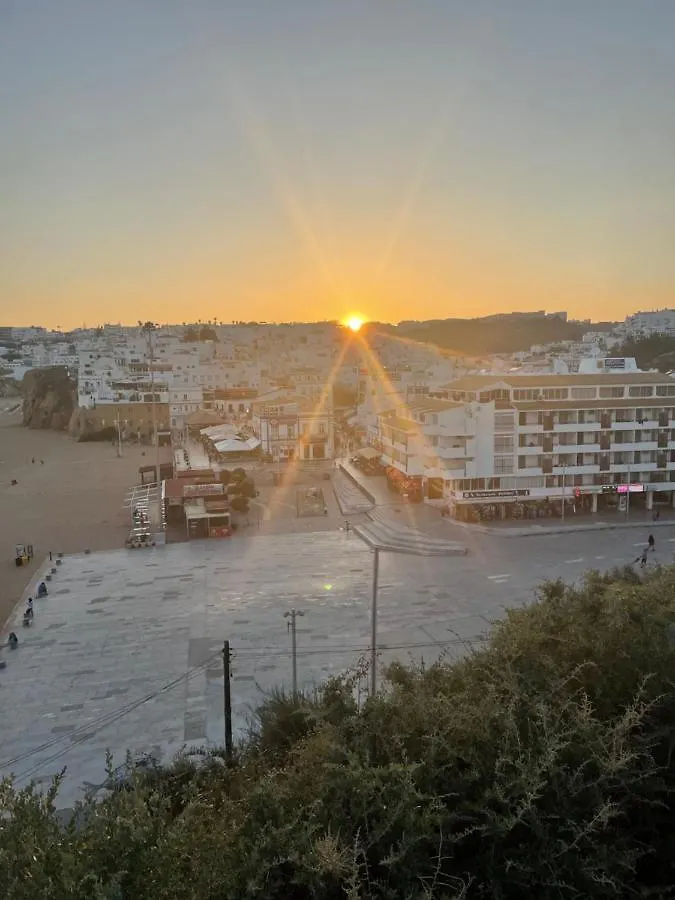 Superbe Appartement, Parking,300 M De La Plage Albufeira